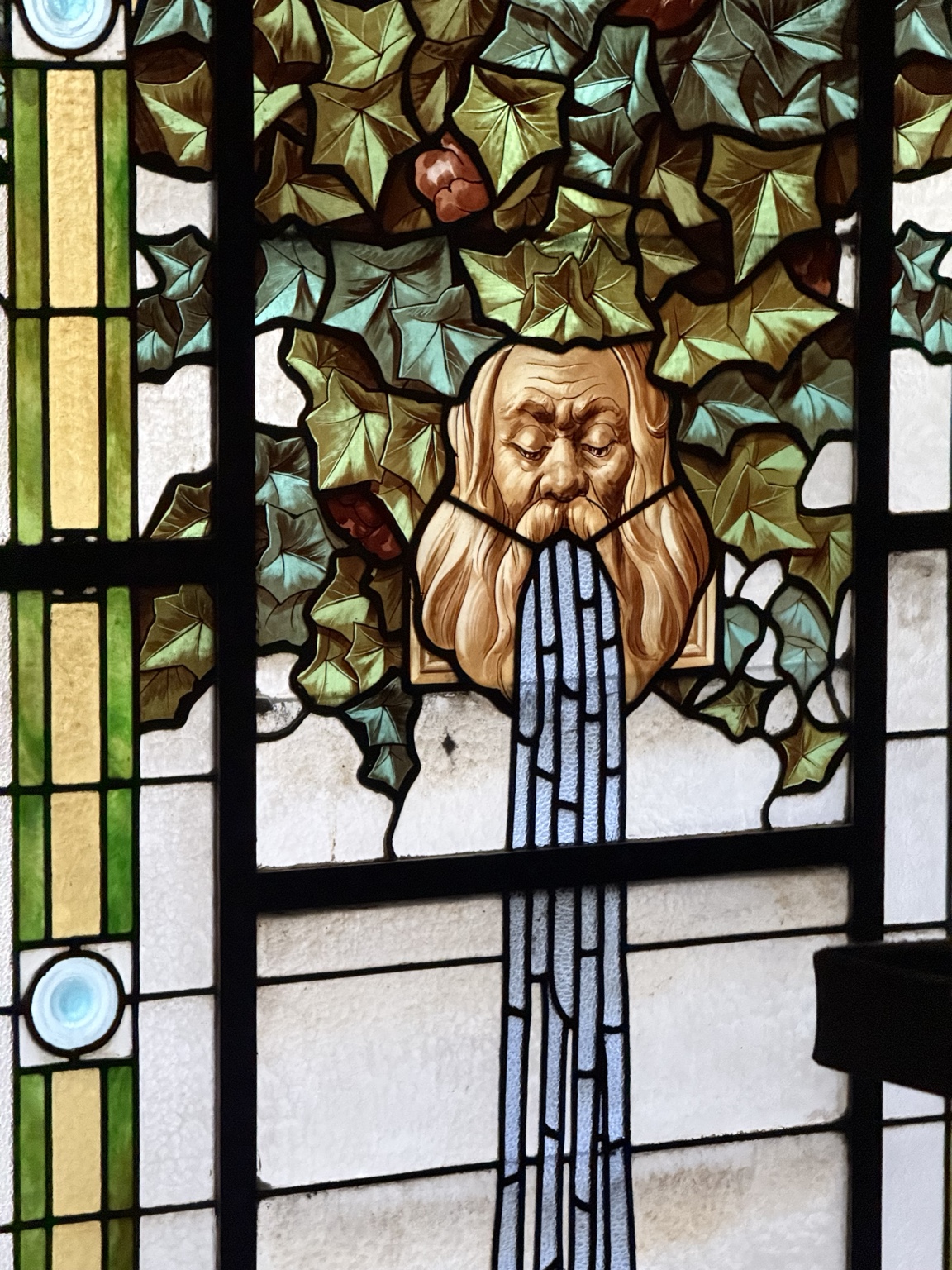 Vitral del edificio del estudio